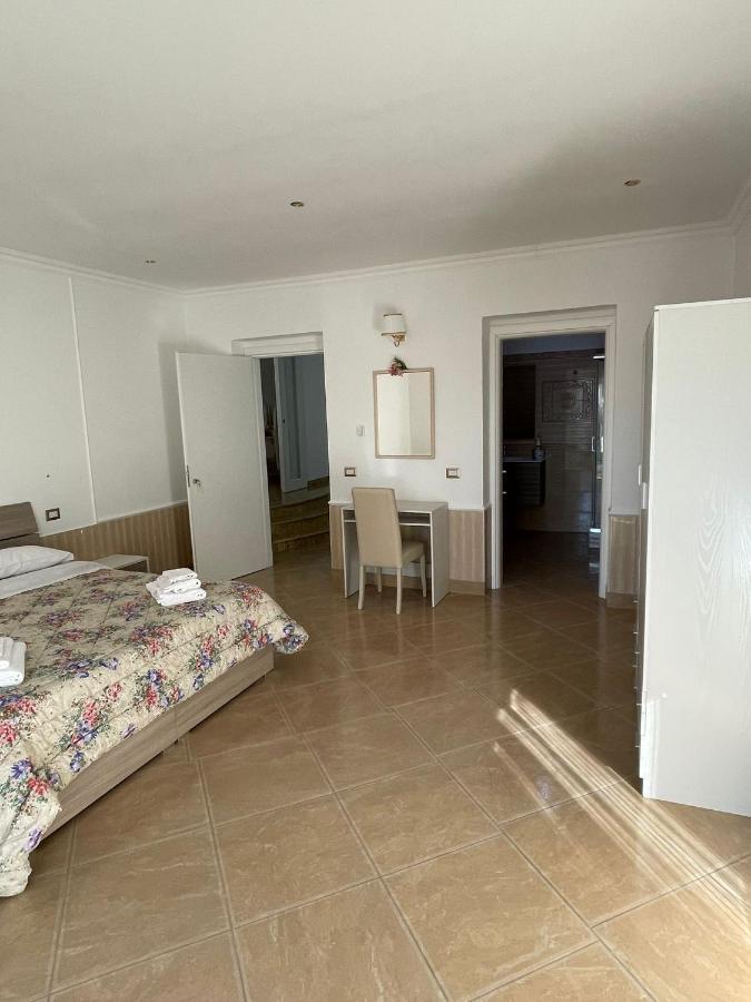 Corte Vena Bed & Breakfast Bianco Exterior photo